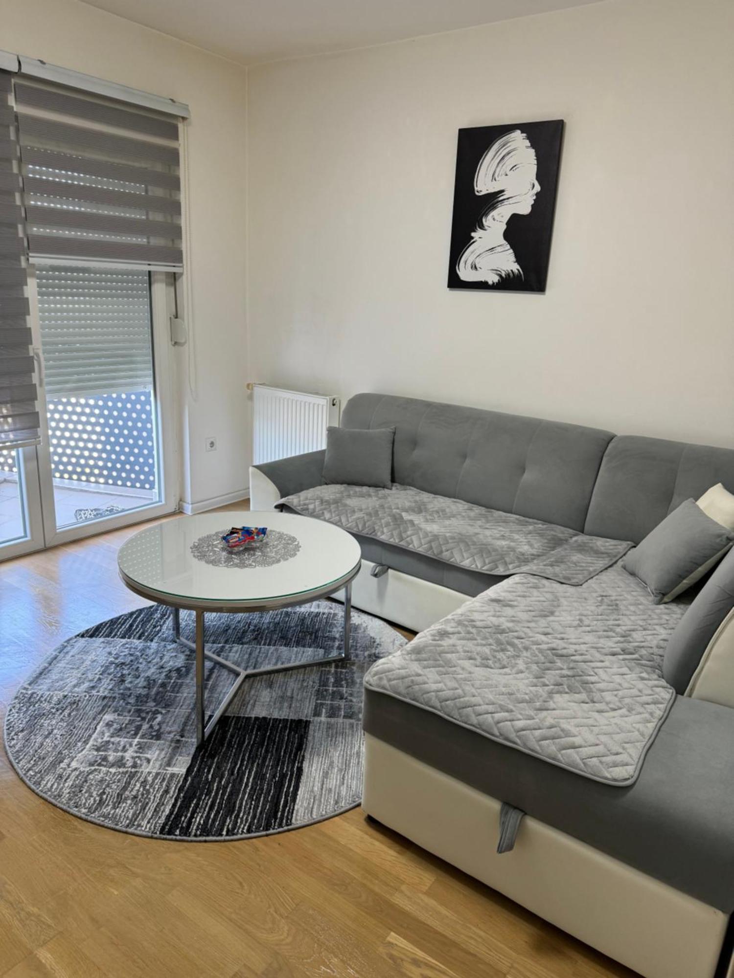 Amina Apartment Tuzla Exterior photo