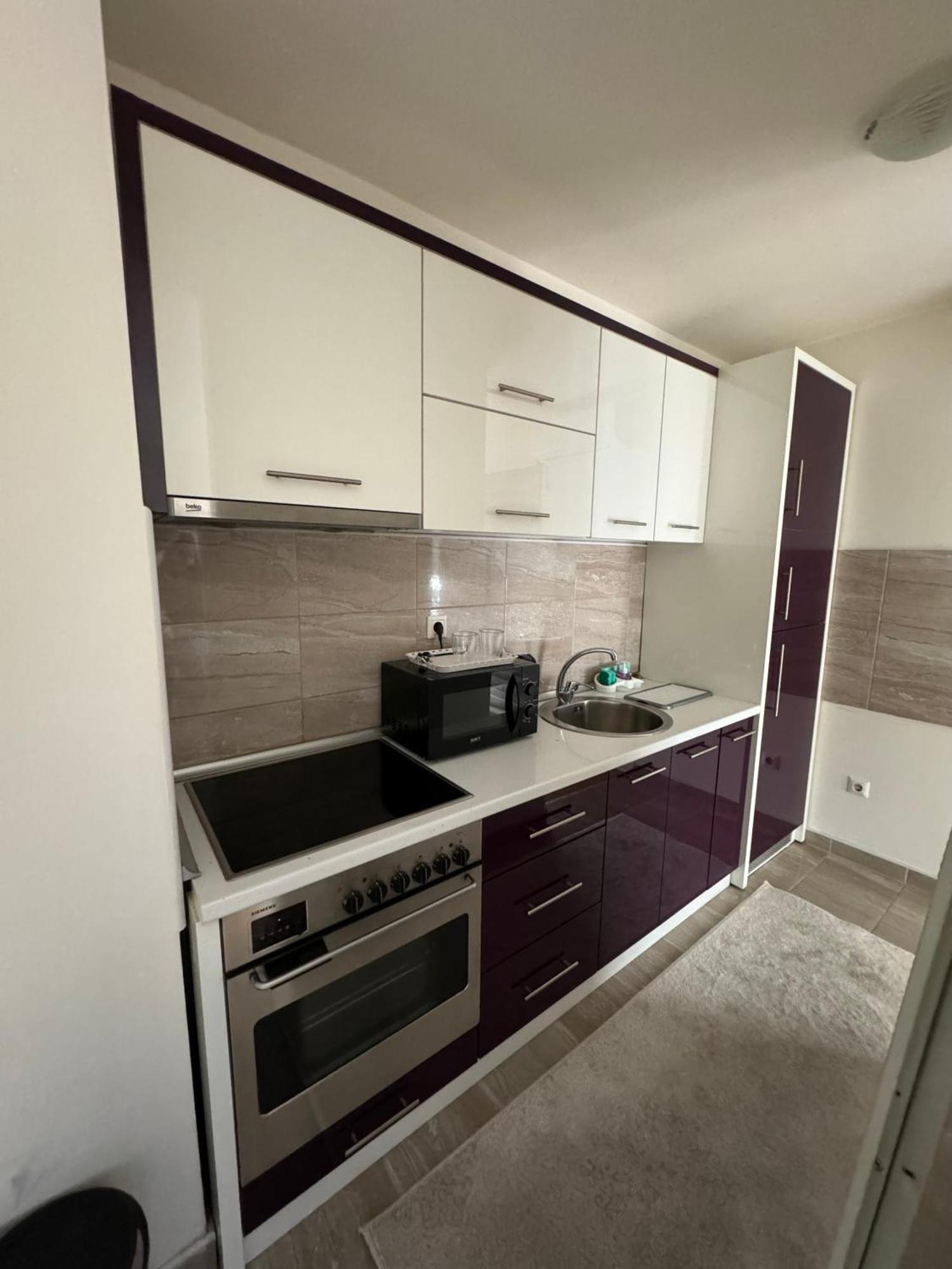 Amina Apartment Tuzla Exterior photo